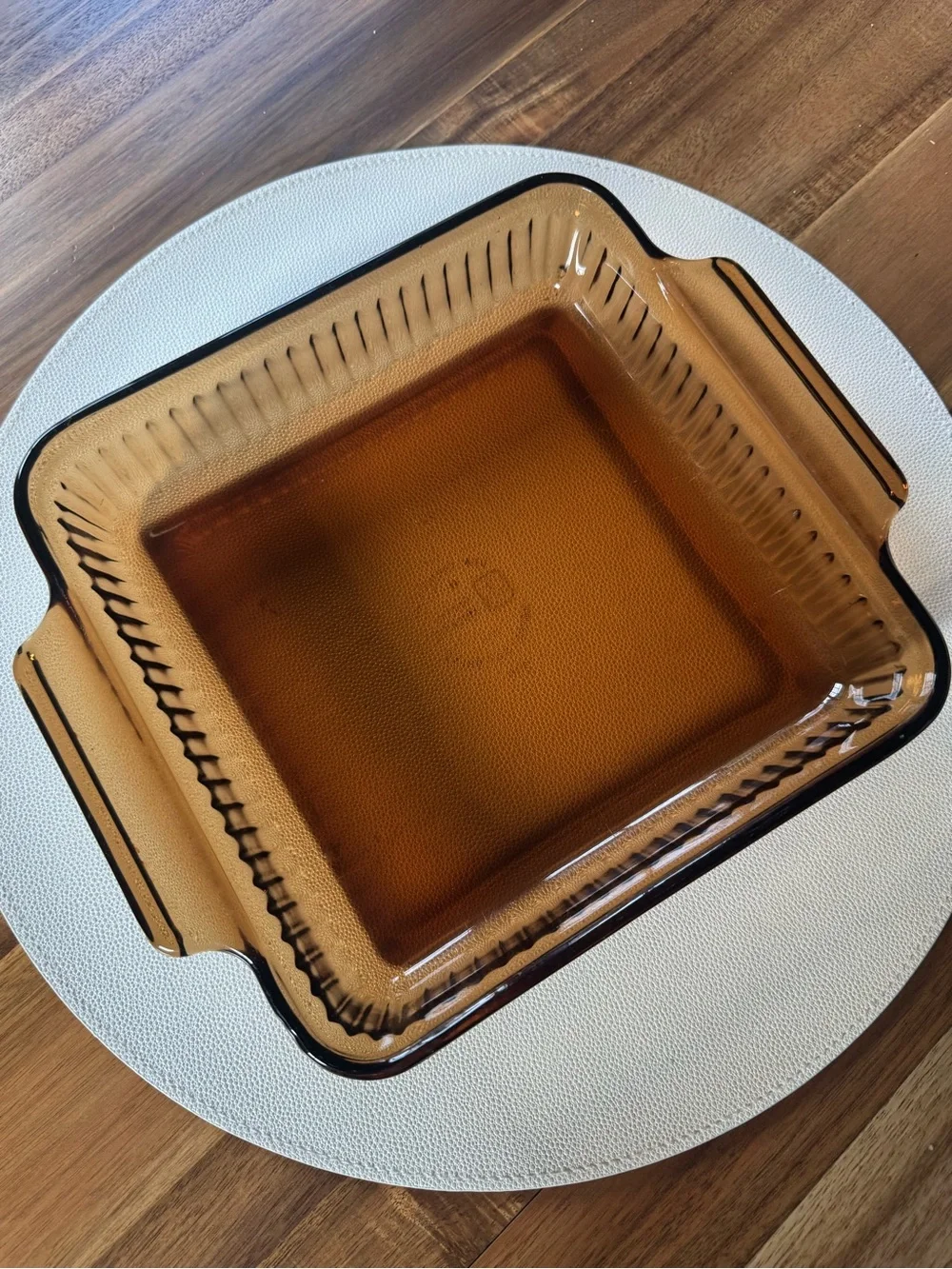 Vintage Anchor Hocking Amber 1.5 Qt Glass Baking Dish